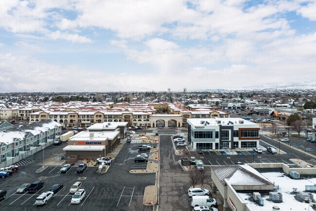 Overview of the Highland neighborhood's central shopping area.