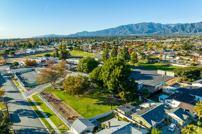 Foothill Knolls STEM Academy challenges and encourages children to learn.