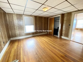 122 Buttonwood St, Boston, MA 02125