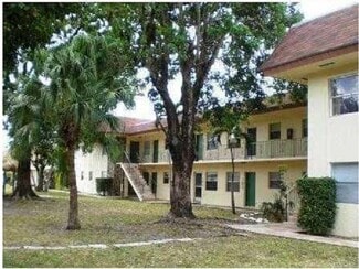 4740 NW 24th Ct Unit A118, Lauderdale Lakes, FL 33313