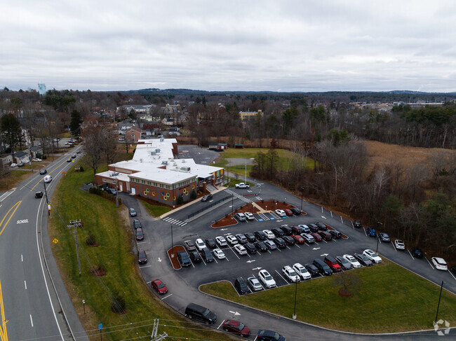 Mary Fisk School in Salem, NH serves grades K-5.