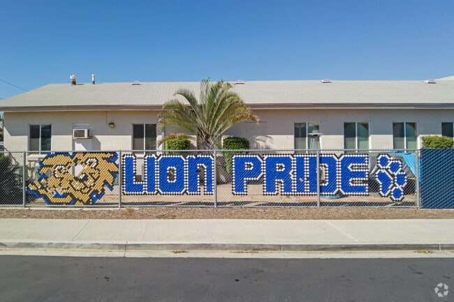 Abraham Lincoln Elementary School is filled with school spirit.