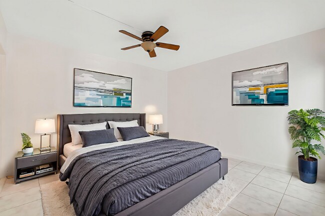 River Shores unit 211, Oakland Park, FL 33334 - photo 4