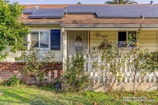 2624 N Center St, Stockton, CA 95204