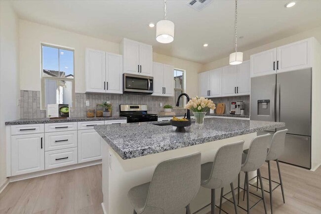 7449 Armeria Ln, Chino, CA 91708 - photo 4