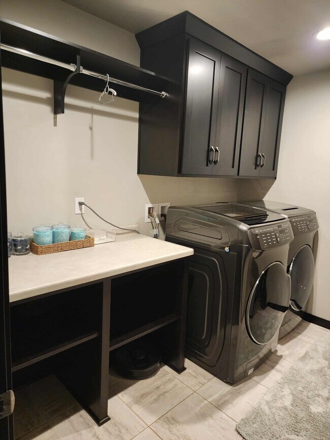 2453 Scheuring Rd, de Pere, WI 54115 - photo 6