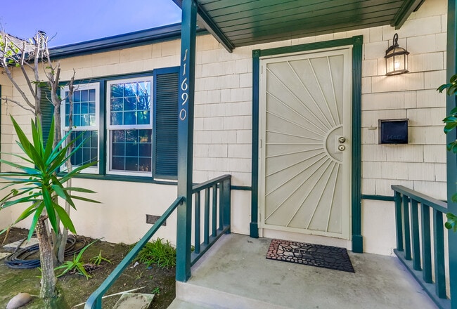 11690 Margate St, North Hollywood, CA 91601 - photo 5