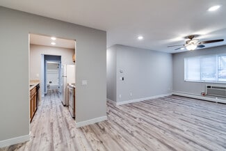2720 Mcdivitt Rd, Madison, WI 53713