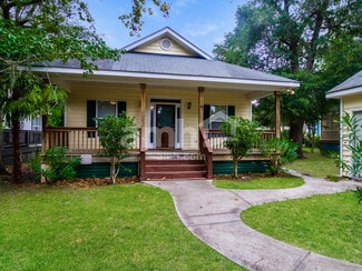 6 Lagaree Ct, Beaufort, SC 29902