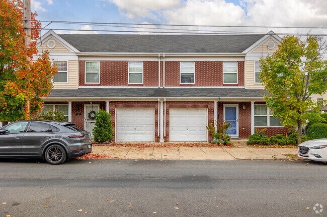 For more privacy over a row home in Dickinson Square West, look towards duplexes with garages.