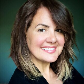 JENNIFER REYNOLDS