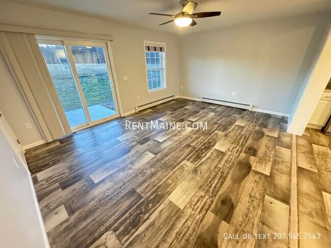 110 Rocky Rdg Dr unit 5, Hermon, ME 04401 - photo 4