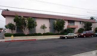 12233 Manor Dr, Hawthorne, CA 90250