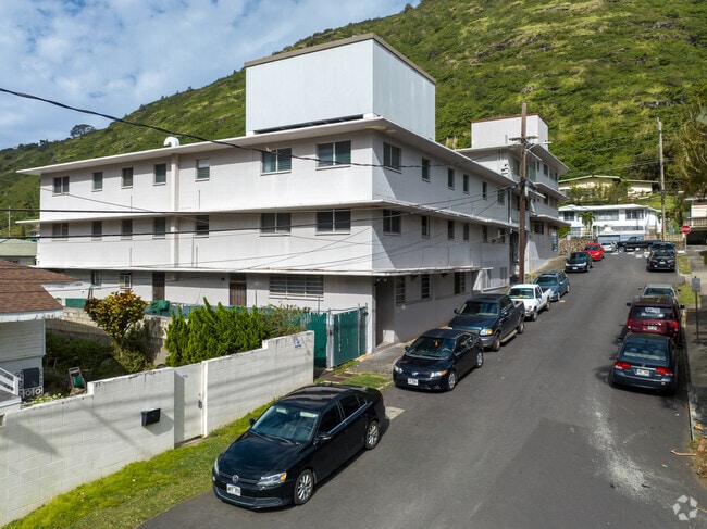 Palolo also has condo units for small families or single residents.