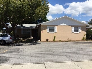 942 San Christopher Dr Unit B, Dunedin, FL 34698