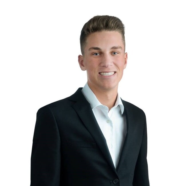 Agent Photo