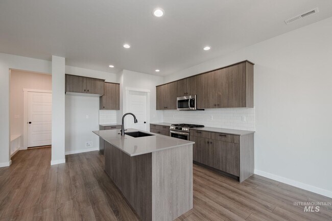 10512 W Teratai St, Star, ID 83669 - photo 5