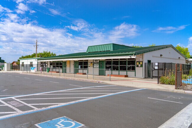 Drive line for pickup and drop off run smoothly at Columbia Elementary School.