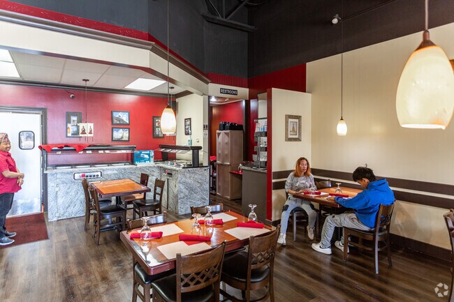 Guras Spice House offers fresh Indian cuisine and is located in the Herriman neighborhood.