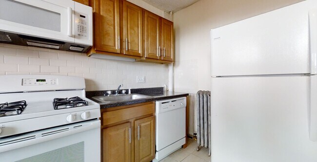 8 Barrows St unit 1, Allston, MA 02134 - photo 2