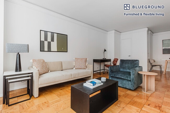 La Premier Apartments unit FL10-ID1585, New York, NY 10019 - photo 3