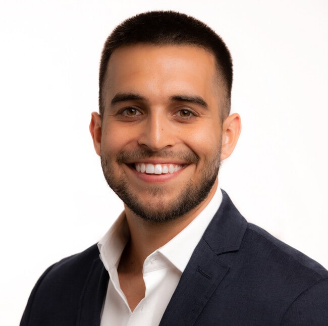 Agent Photo