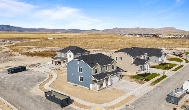 5463 N Saddle Stone Dr, Eagle Mountain, UT 84005 - photo 6