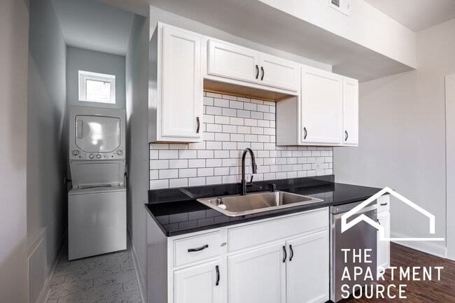 2842 W Augusta Blvd unit 2E, Chicago, IL 60622 - photo 2