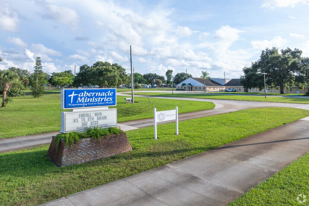 Tabernacle Baptist Christian School