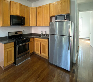 304 Bradford St, Brooklyn, NY 11207