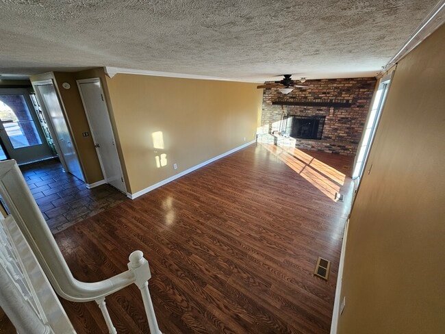 11327 Camden Ave, Omaha, NE 68164 - photo 3