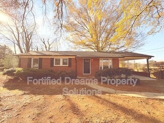 1174 Perch Rd, Pinnacle, NC 27043