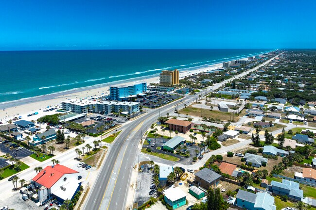 A1A is a main thoroughfare throughout Coronado Beach.