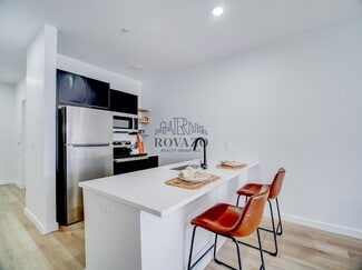 486 Market St Unit 302, Newark, NJ 07105