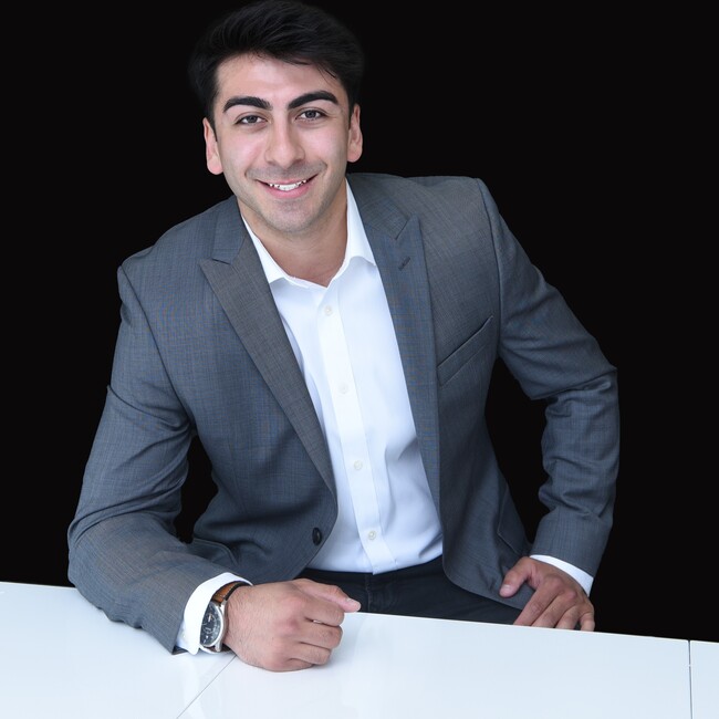 Agent Photo