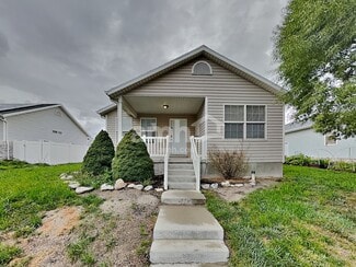 1877 E Cedar Dr, Eagle Mountain, UT 84005