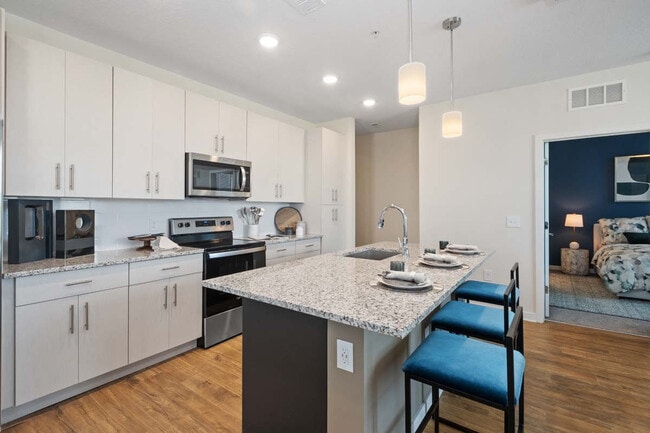 IMT Lake Mary, Lake Mary, FL 32746 - photo 4