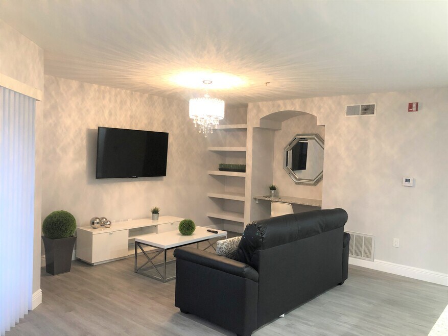 7350 Westpointe Blvd unit 212, Orlando, FL 32835 - photo 1