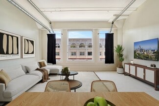 939 S Broadway, Los Angeles, CA 90015
