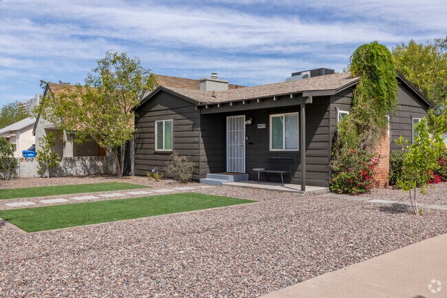Modest ranch-style homes are common in Coronado.