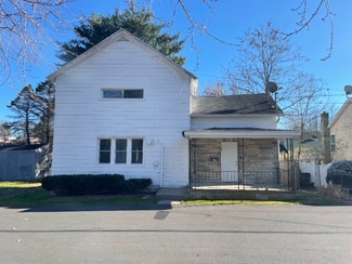 1024 Walnut St, Taylor, PA 18517