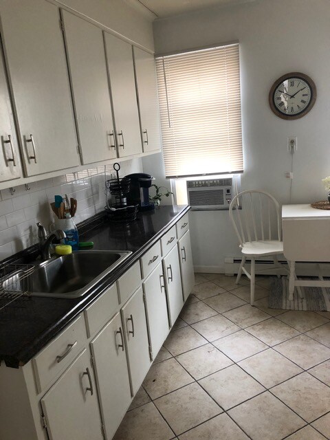 751 Brewster St Unit 1FB, Bridgeport, CT 06605