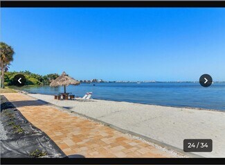 3680 42nd Way S Unit L, Saint Petersburg, FL 33711