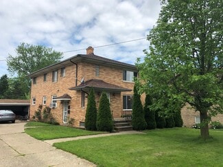 3442 Warren Rd, Cleveland, OH 44111
