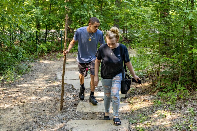 The path to the North Overlook at Iroquois Park is .10 of a mile.