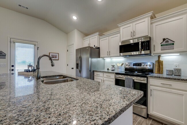 7457 Vaughn Rd unit 36879248, Bentonville, AR 72713 - photo 7