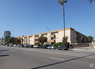 5151 White Oak Ave, Encino, CA 91316