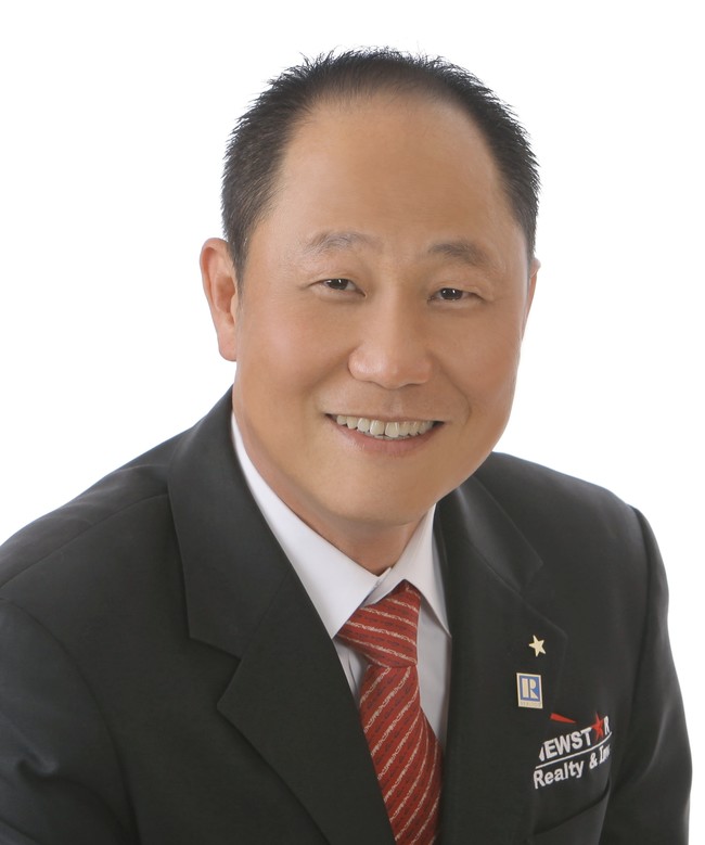 Agent Photo