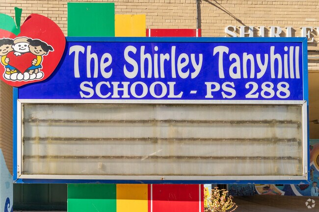 The PS 288 Shirley Tanyhill is a public school located in Brooklyn, NY.
