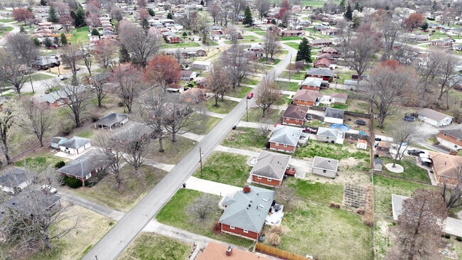Okolona - Aerial of Neighborhood